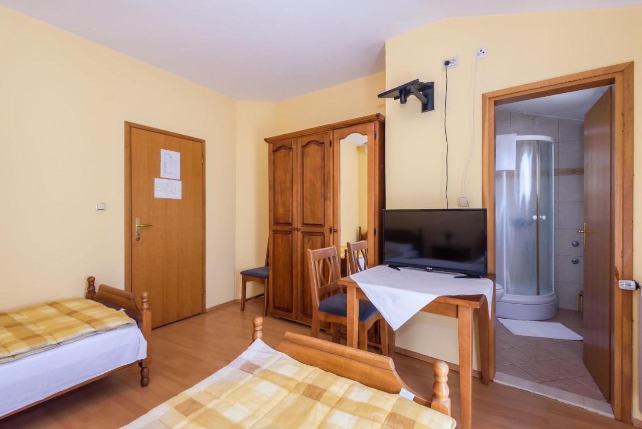 Vid Djudja I Mate Bed & Breakfast エクステリア 写真
