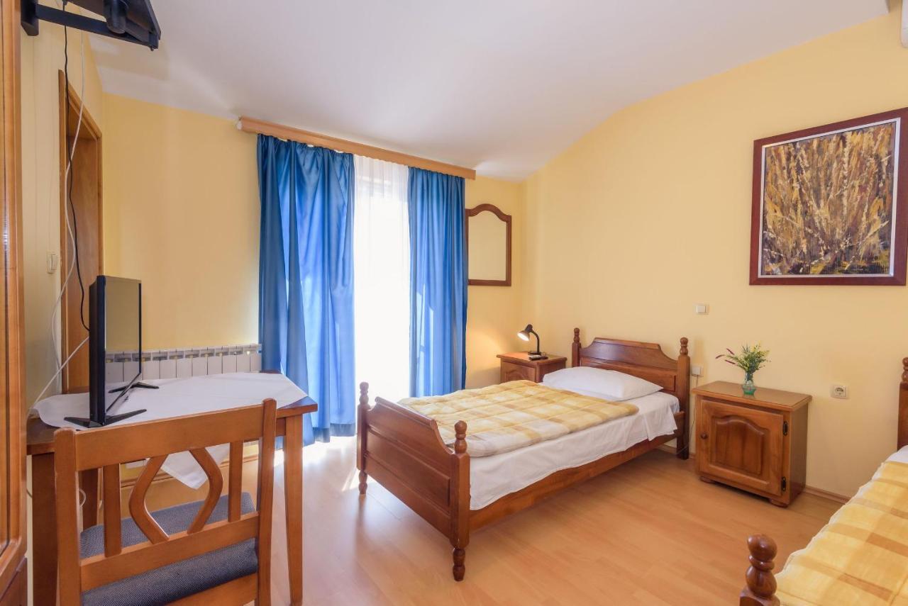 Vid Djudja I Mate Bed & Breakfast エクステリア 写真